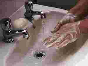 Regole sanitarie per la prevenzione: lavarsi le mani